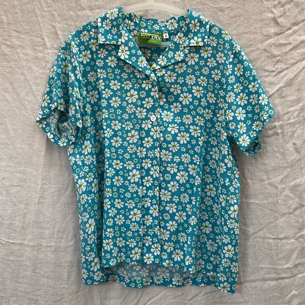 Big Bud Press Blue Daisy button Down - Sample Sale